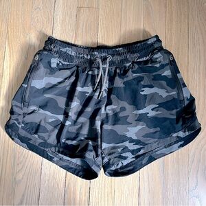 Athleta Girl All Play 3" Short. Black Camo. XL/14.